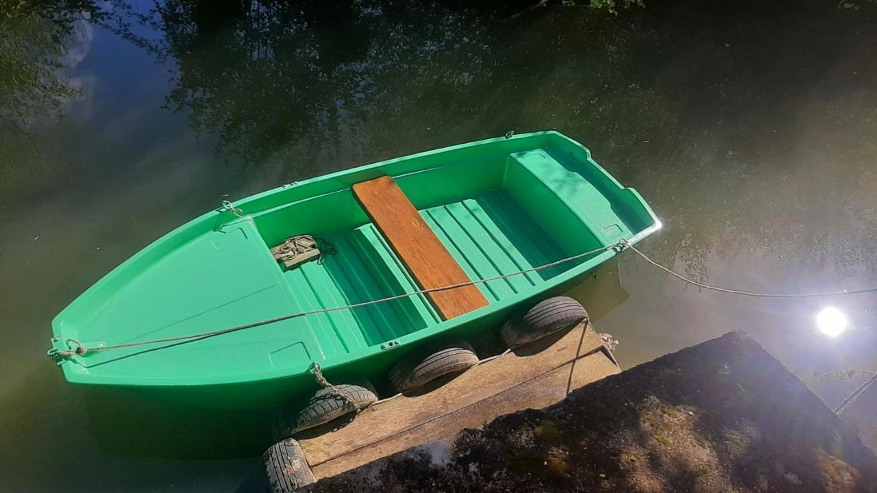 Le Gite Embarque - Gere Par Presta-Zen'Services - Barque Electrique En Supplement فردان سور ميوز المظهر الخارجي الصورة